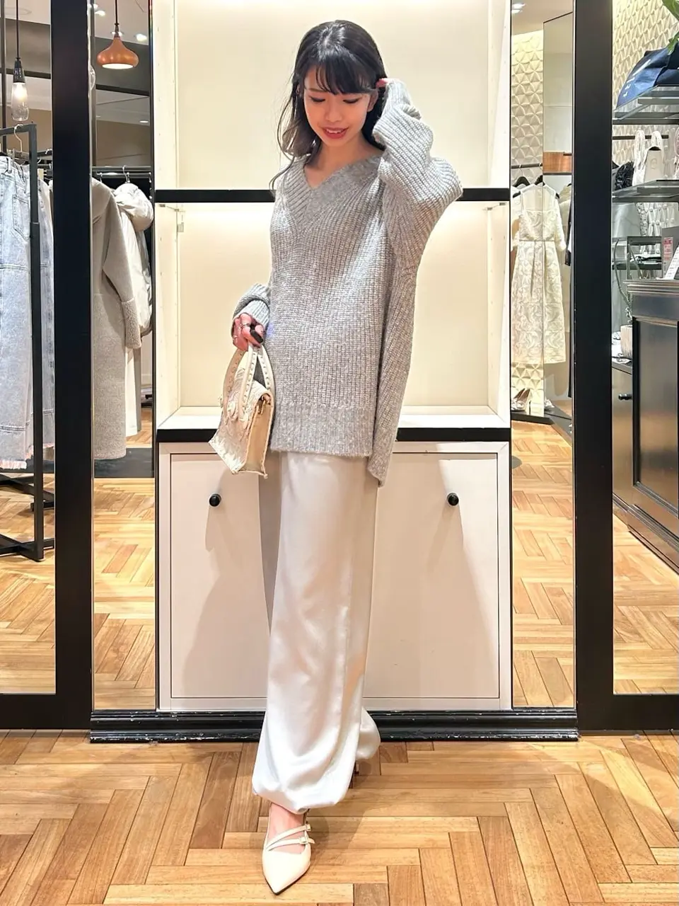 GRACE CONTINENTAL FUKUSHIMA YURIE コーディネート画像