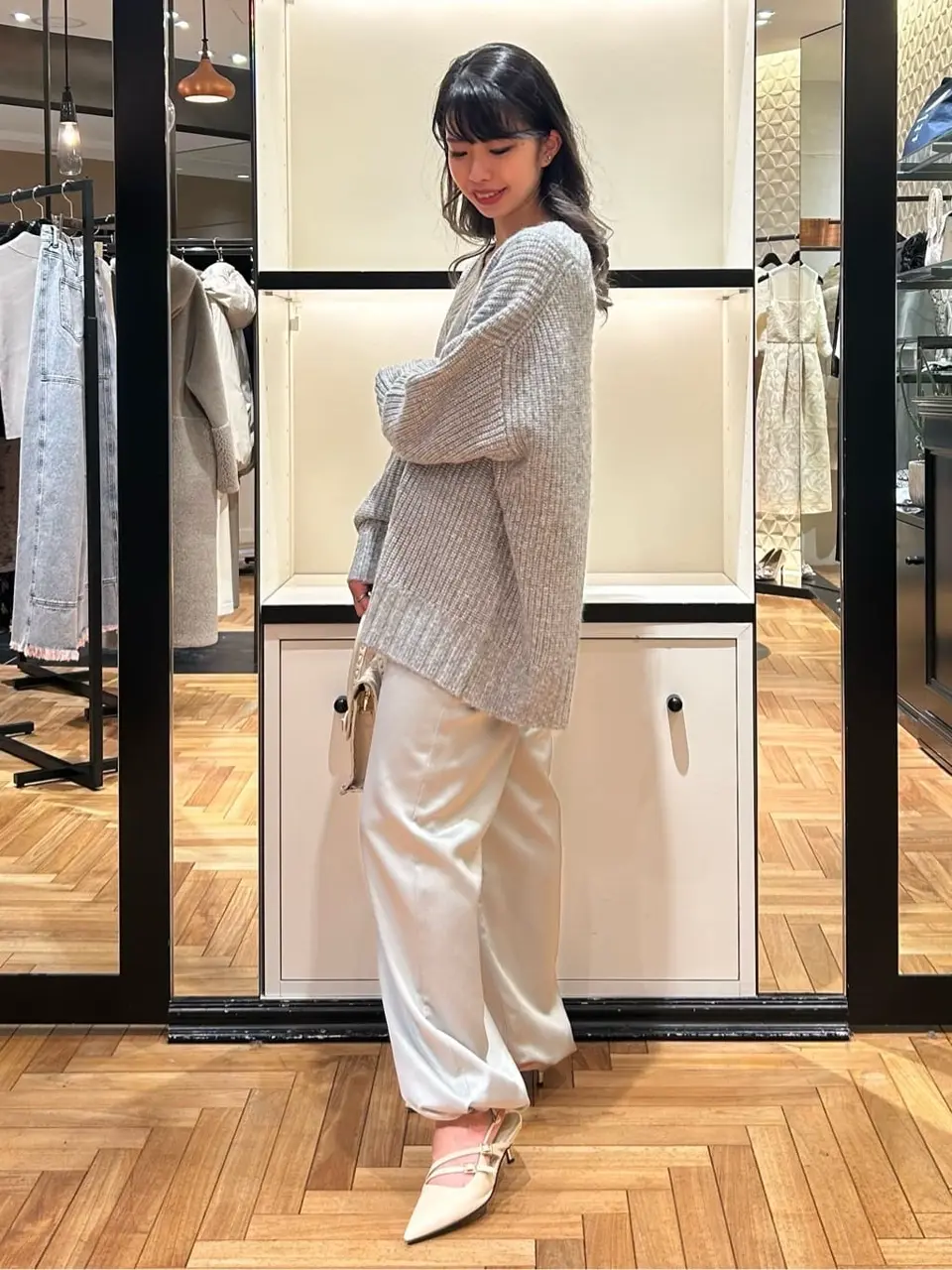 GRACE CONTINENTAL FUKUSHIMA YURIE コーディネート画像