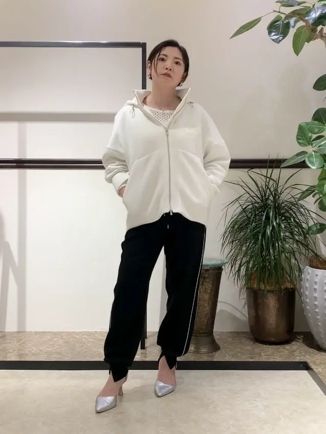 GRACE CONTINENTAL N.YURI コーディネート画像