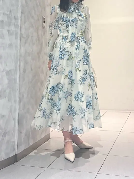 GRACE CONTINENTAL OZAWA コーディネート画像