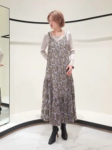 GRACE CONTINENTAL 今野　志保 コーディネート画像