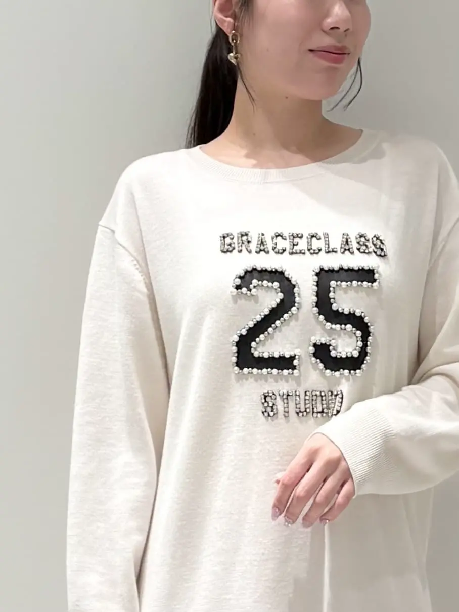 GRACE CONTINENTAL Shiori コーディネート画像