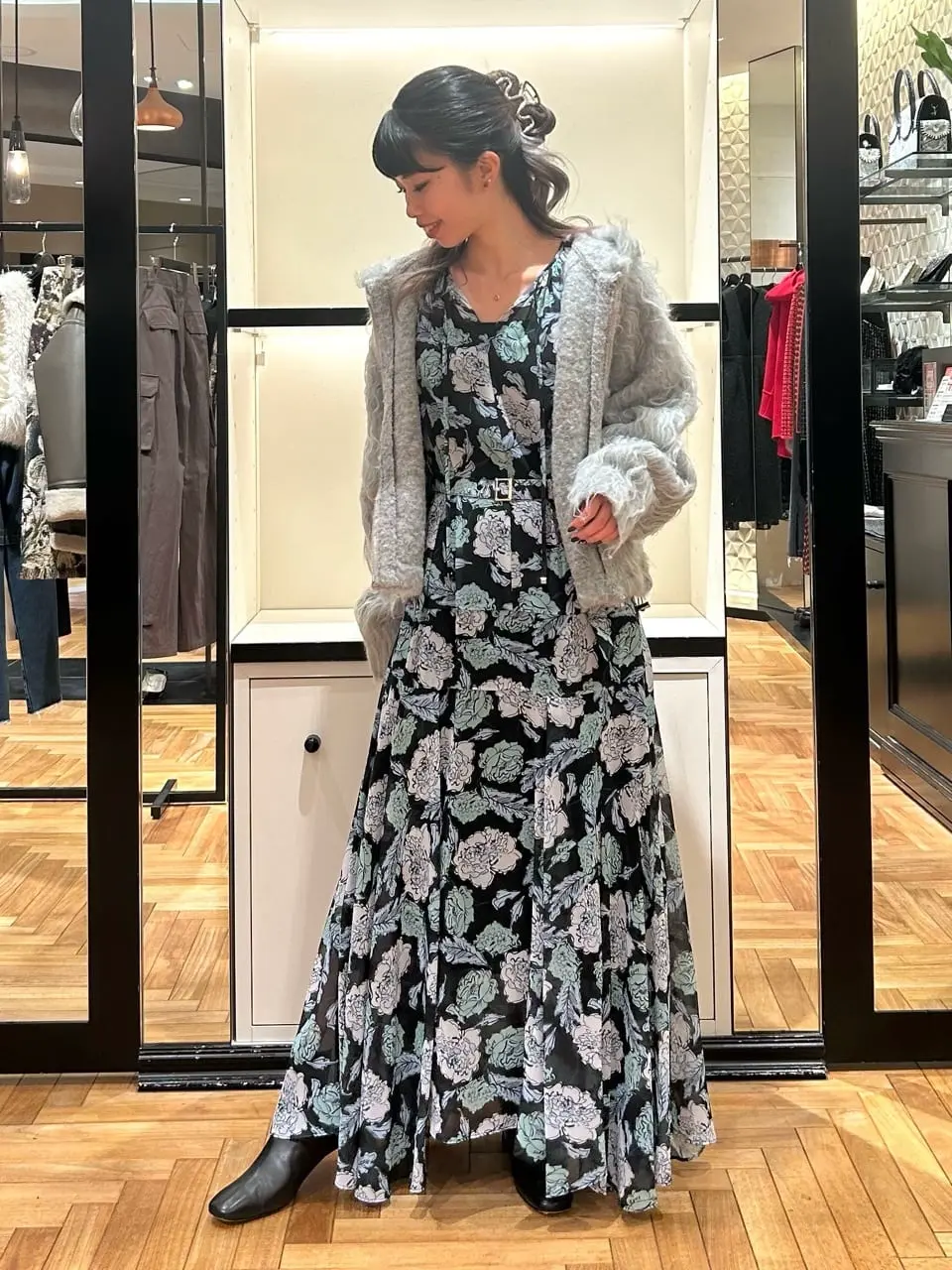 GRACE CONTINENTAL FUKUSHIMA YURIE コーディネート画像