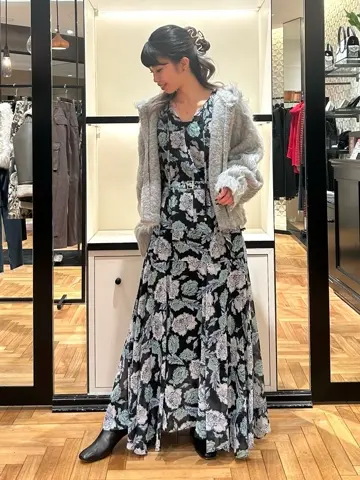 GRACE CONTINENTAL FUKUSHIMA YURIE コーディネート画像