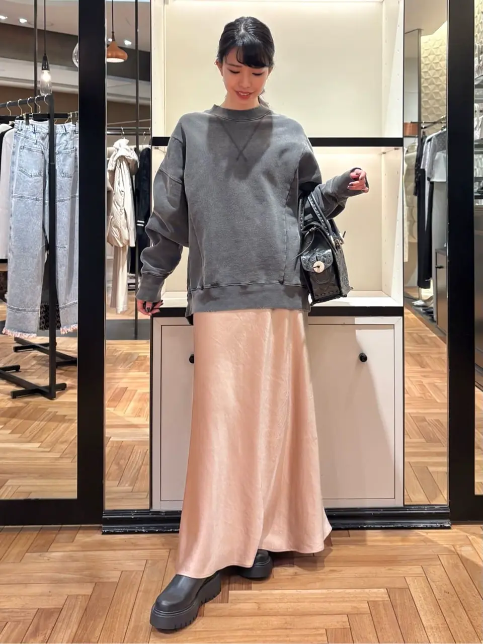 GRACE CONTINENTAL FUKUSHIMA YURIE コーディネート画像