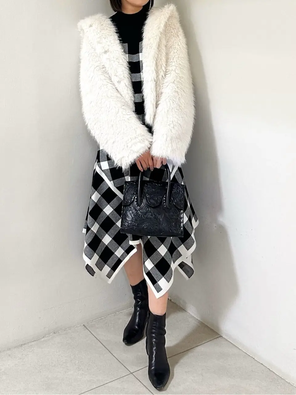 GRACE CONTINENTAL MORITA AI コーディネート画像