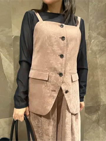 GRACE CONTINENTAL 穐山　香織 コーディネート画像