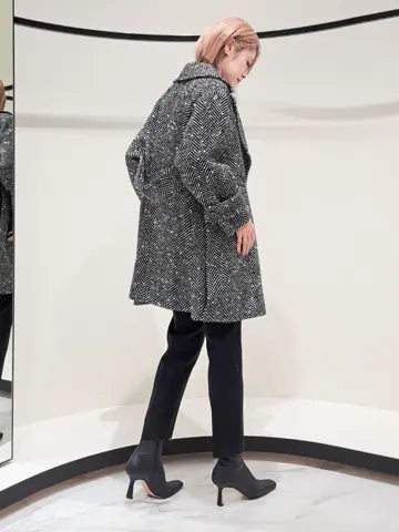 GRACE CONTINENTAL 今野　志保 コーディネート画像