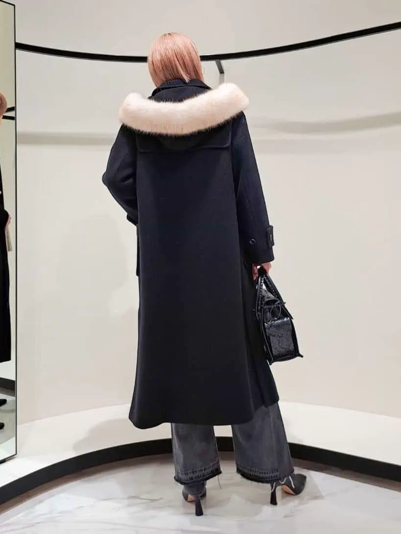 GRACE CONTINENTAL 今野　志保 コーディネート画像