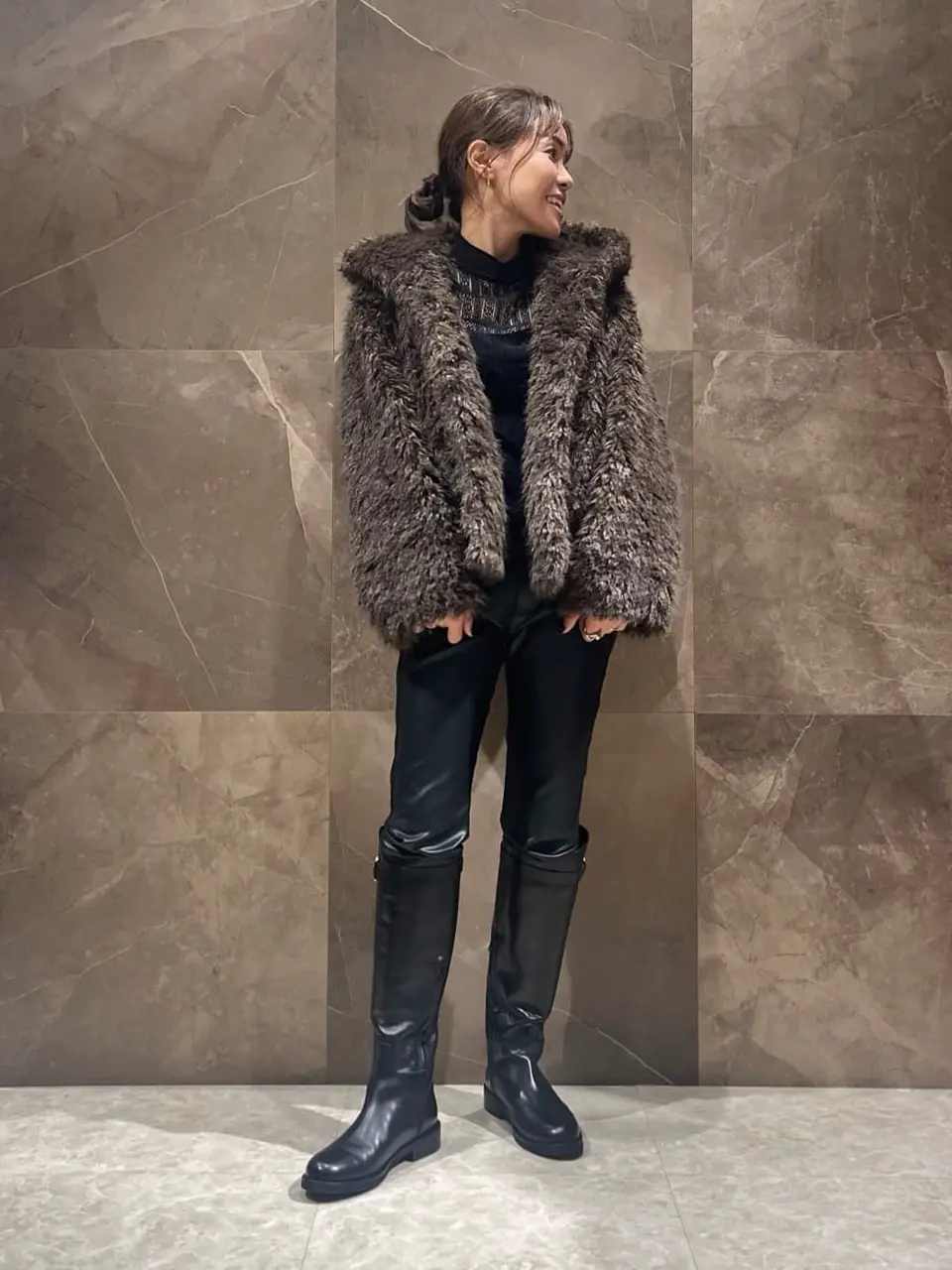 GRACE CONTINENTAL 穐山　香織 コーディネート画像