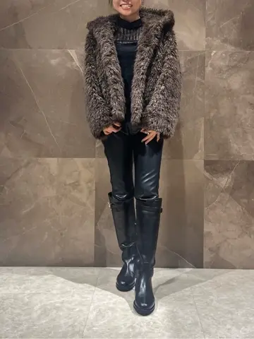 GRACE CONTINENTAL 穐山　香織 コーディネート画像