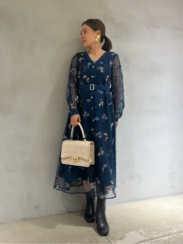 GRACE CONTINENTAL 穐山　香織 コーディネート画像