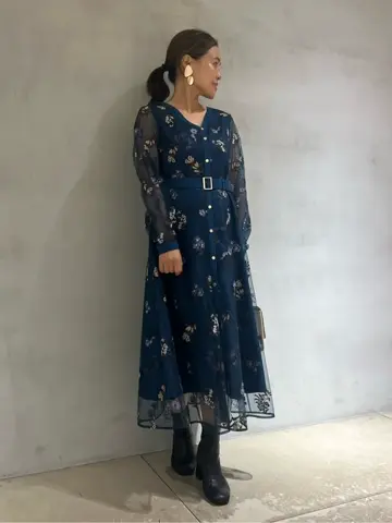 GRACE CONTINENTAL 穐山　香織 コーディネート画像