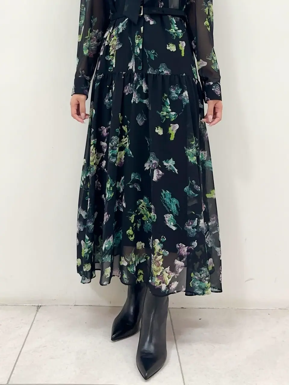 GRACE CONTINENTAL MORITA AI コーディネート画像