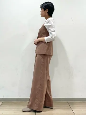 GRACE CONTINENTAL yoshi コーディネート画像