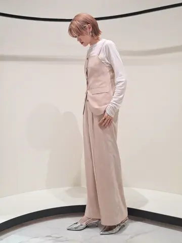 GRACE CONTINENTAL 今野　志保 コーディネート画像