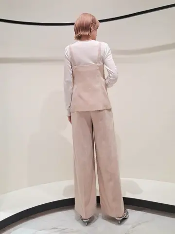 GRACE CONTINENTAL 今野　志保 コーディネート画像