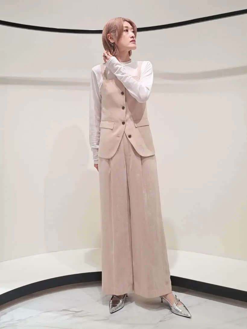 GRACE CONTINENTAL 今野　志保 コーディネート画像