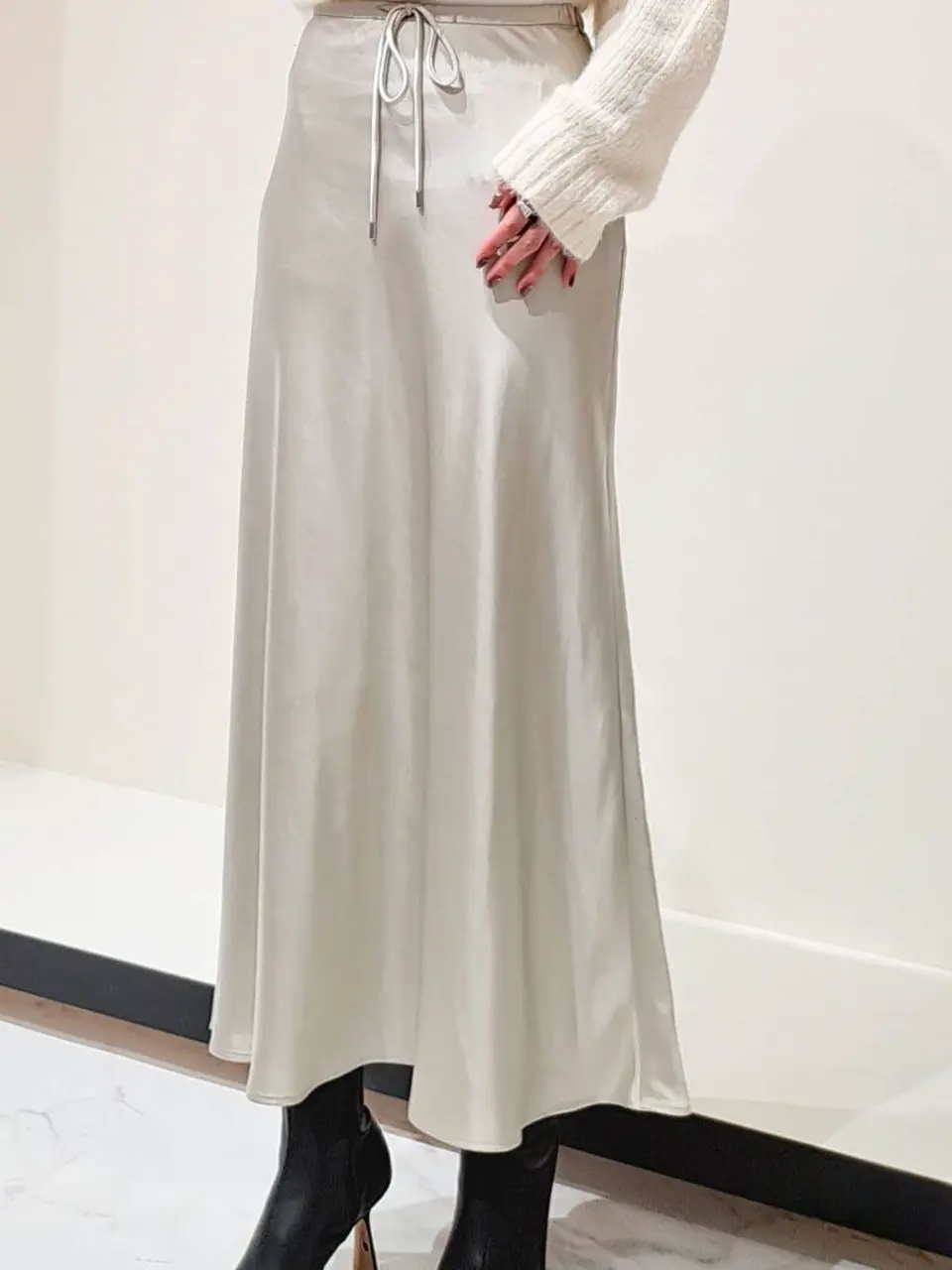 GRACE CONTINENTAL 今野　志保 コーディネート画像