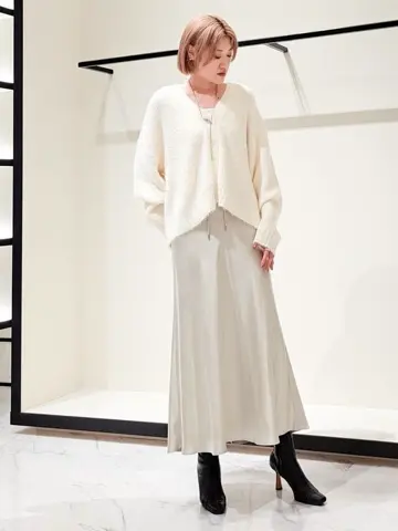 GRACE CONTINENTAL 今野　志保 コーディネート画像