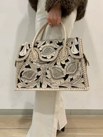 GRACE CONTINENTAL haruka iwasaki コーディネート画像