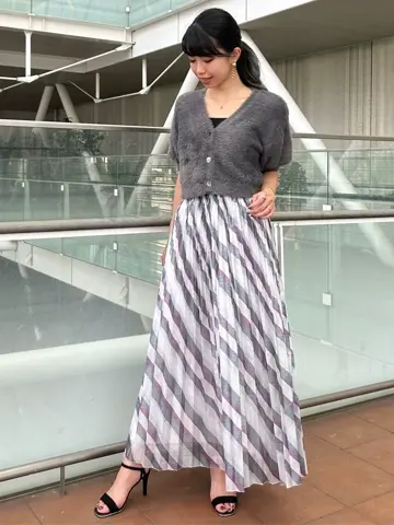 GRACE CONTINENTAL FUKUSHIMA YURIE コーディネート画像