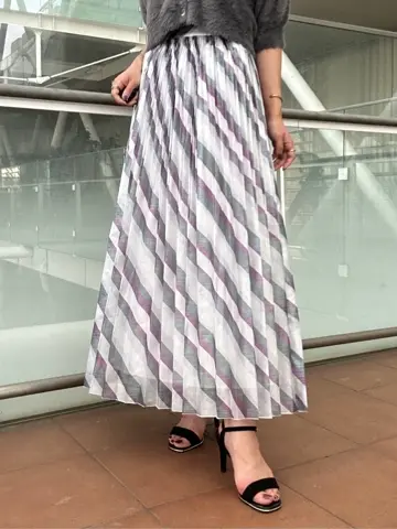 GRACE CONTINENTAL FUKUSHIMA YURIE コーディネート画像