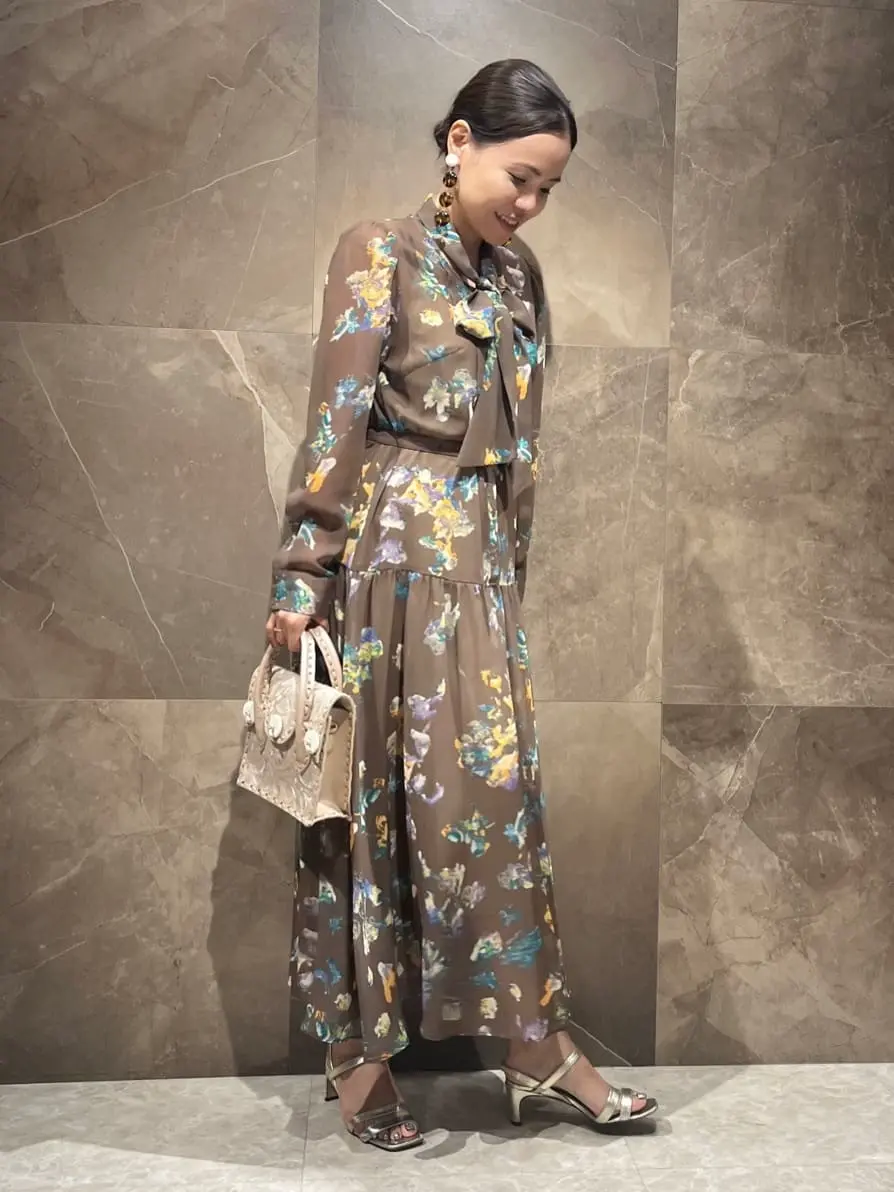 GRACE CONTINENTAL 穐山　香織 コーディネート画像