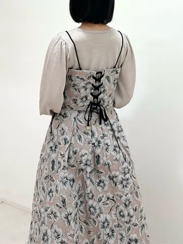 GRACE CONTINENTAL MORITA AI コーディネート画像