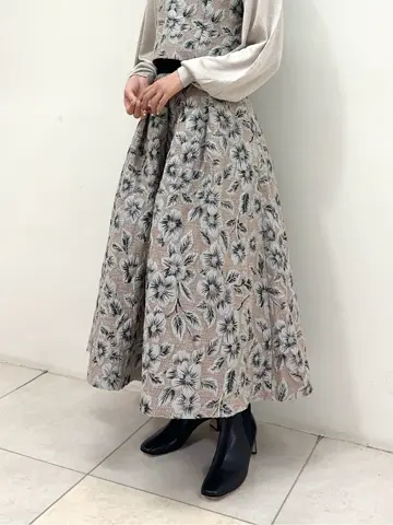 GRACE CONTINENTAL MORITA AI コーディネート画像