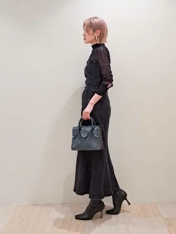 GRACE CONTINENTAL 今野　志保 コーディネート画像