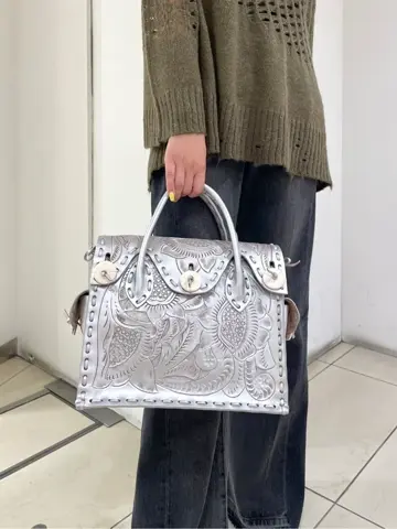 GRACE CONTINENTAL yoshi コーディネート画像