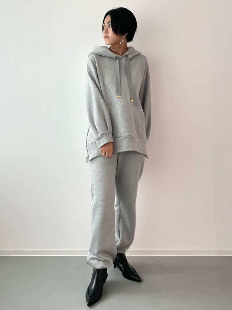 GRACE CONTINENTAL yoshi コーディネート画像