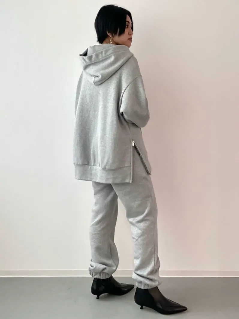 GRACE CONTINENTAL yoshi コーディネート画像