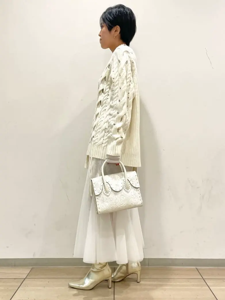 GRACE CONTINENTAL yoshi コーディネート画像