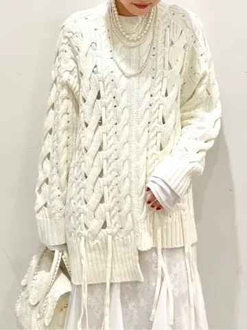 GRACE CONTINENTAL yoshi コーディネート画像