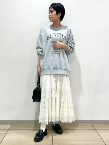 GRACE CONTINENTAL yoshi コーディネート画像