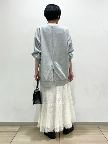 GRACE CONTINENTAL yoshi コーディネート画像