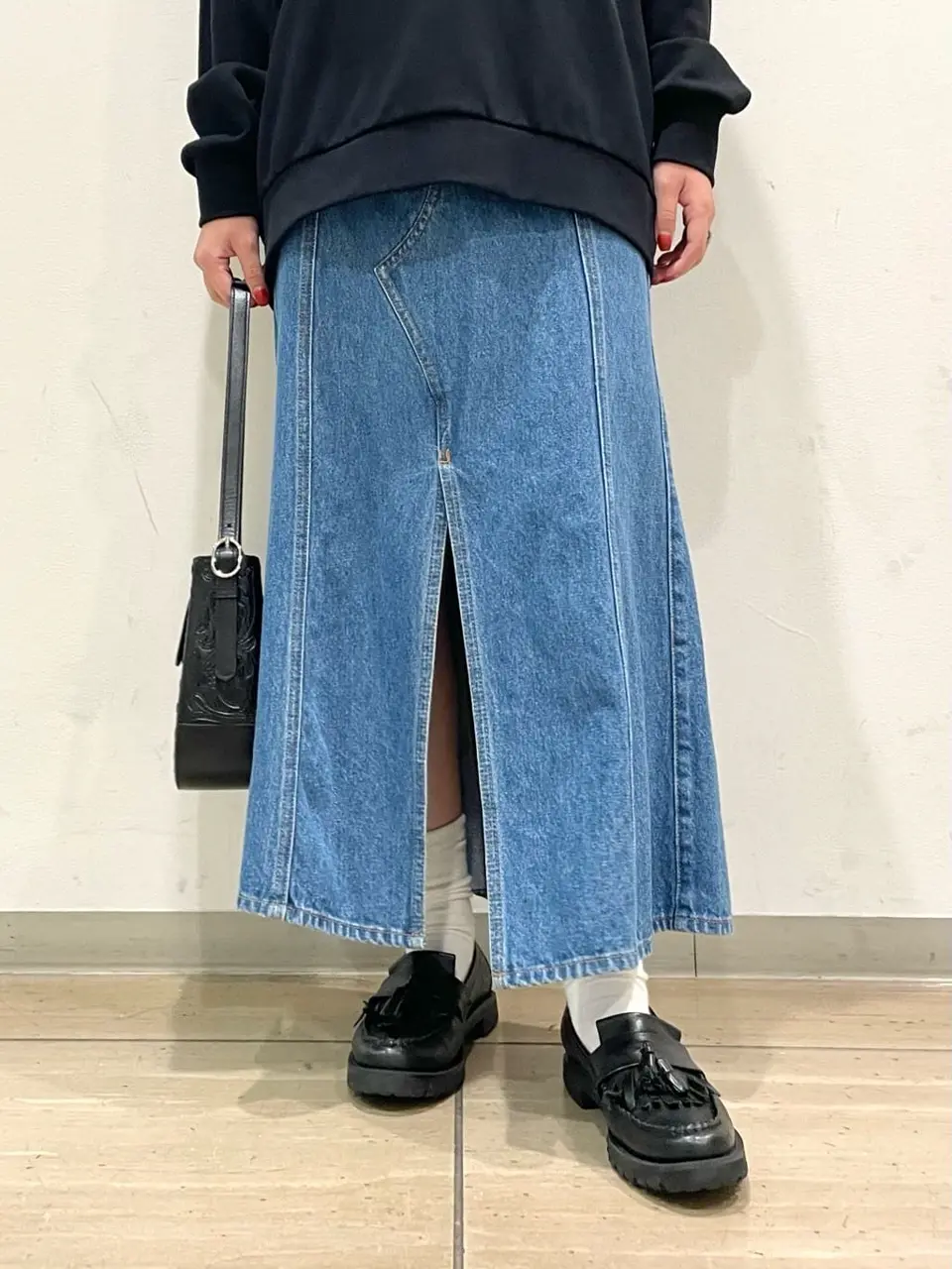 GRACE CONTINENTAL yoshi コーディネート画像