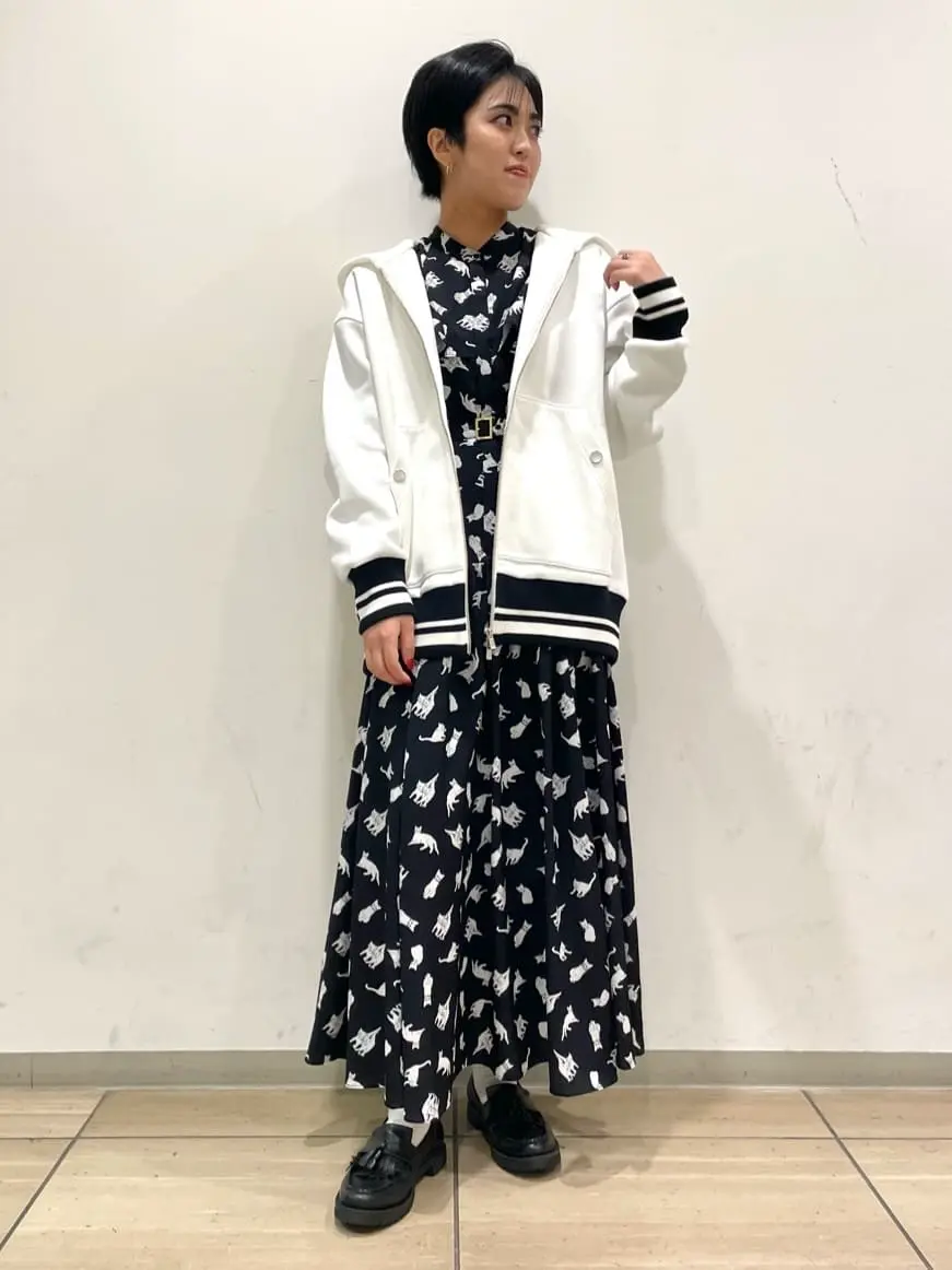 GRACE CONTINENTAL yoshi コーディネート画像