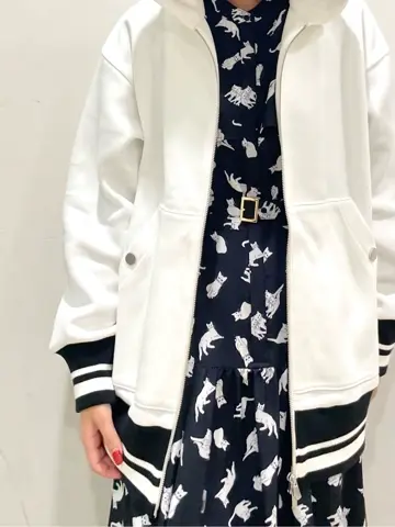 GRACE CONTINENTAL yoshi コーディネート画像