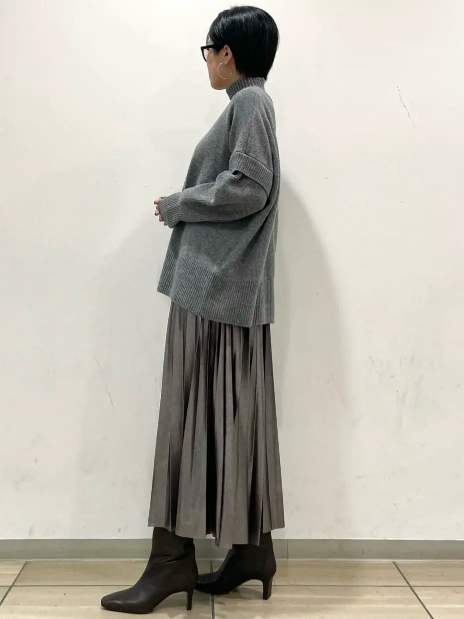 GRACE CONTINENTAL yoshi コーディネート画像