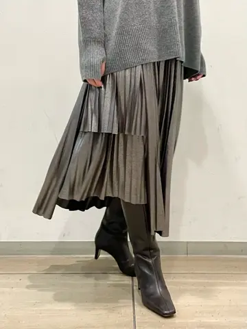 GRACE CONTINENTAL yoshi コーディネート画像