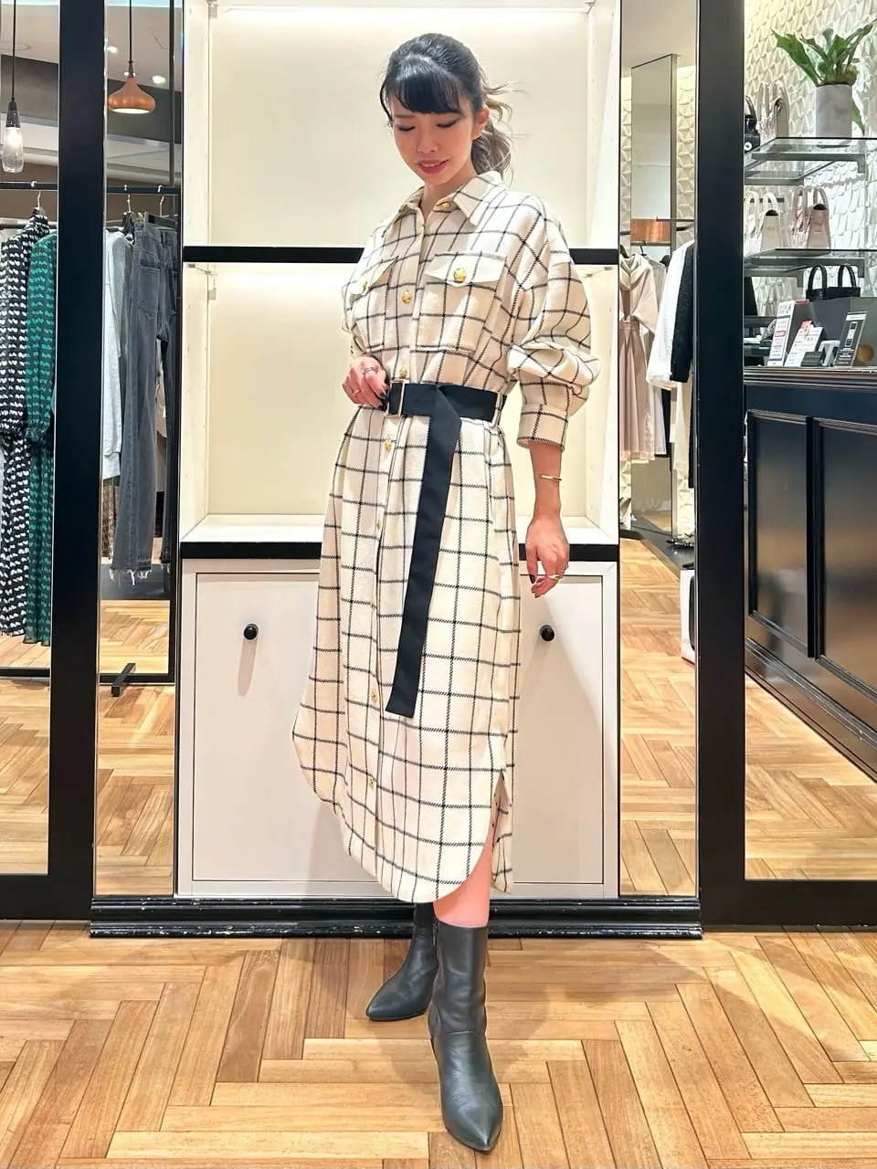 GRACE CONTINENTAL FUKUSHIMA YURIE コーディネート画像