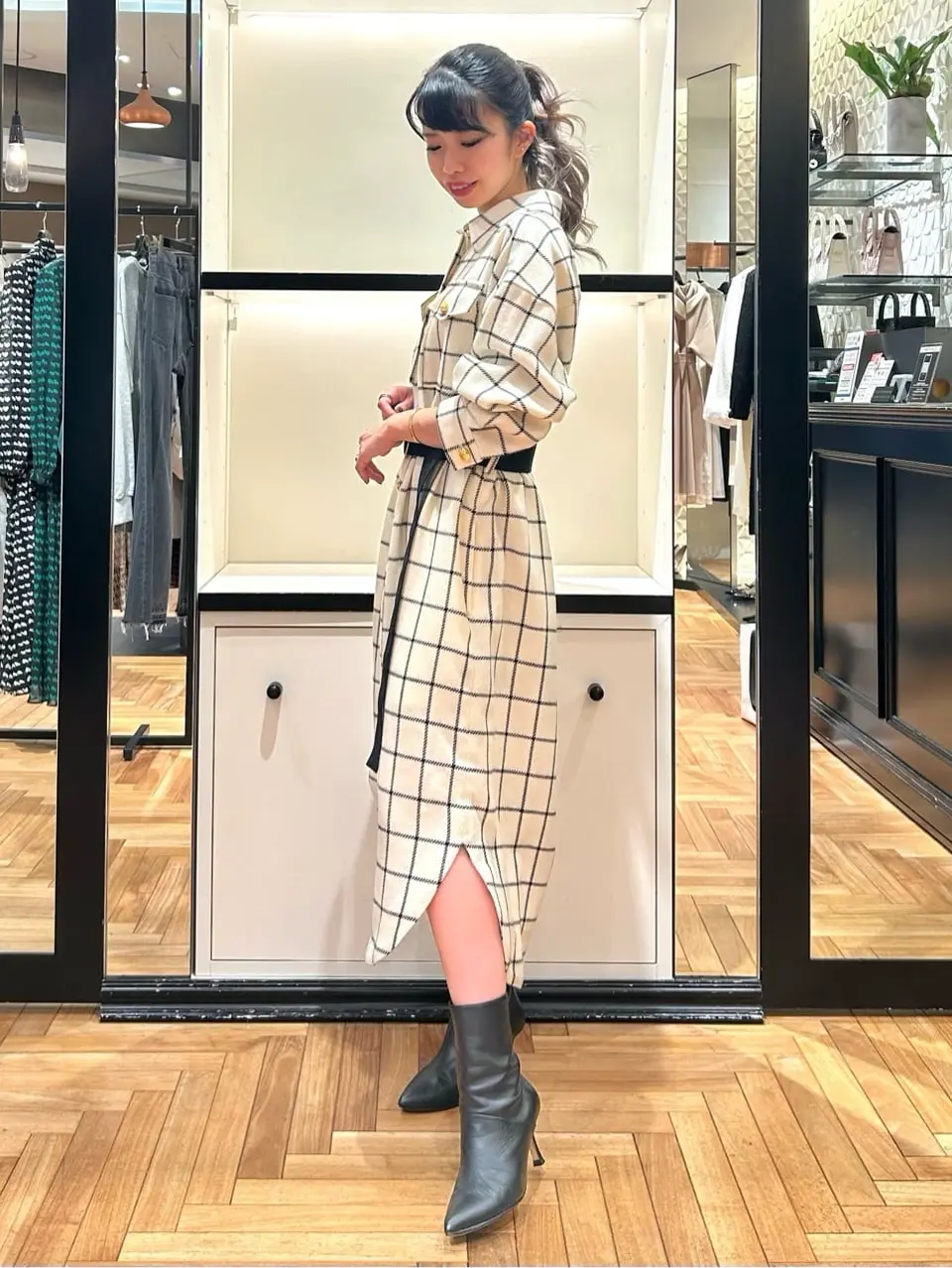 GRACE CONTINENTAL FUKUSHIMA YURIE コーディネート画像