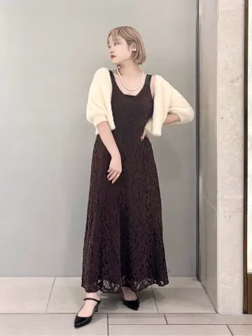 GRACE CONTINENTAL SAYUMI Nagashima コーディネート画像