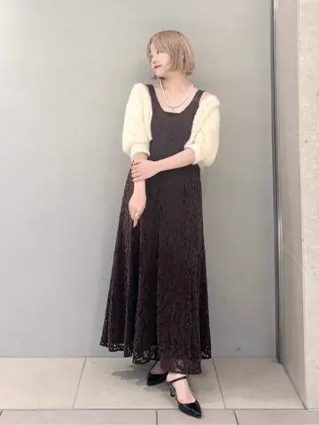 GRACE CONTINENTAL SAYUMI Nagashima コーディネート画像