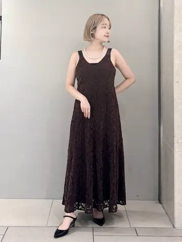 GRACE CONTINENTAL SAYUMI Nagashima コーディネート画像