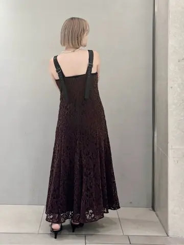 GRACE CONTINENTAL SAYUMI Nagashima コーディネート画像