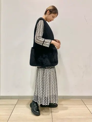 GRACE CONTINENTAL haruka iwasaki コーディネート画像